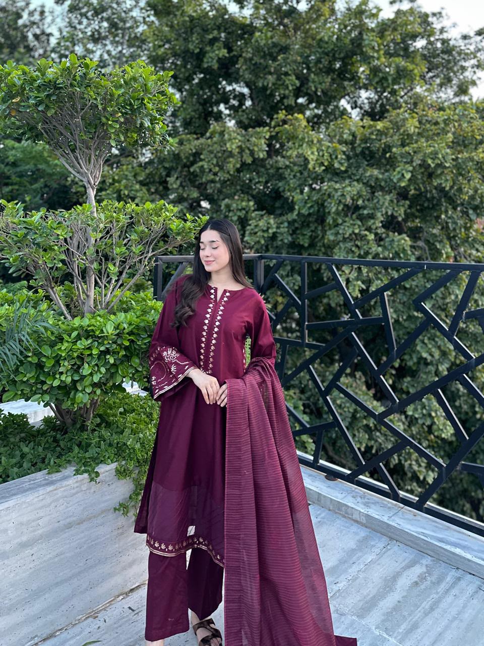 Elegant Maroon Embroidered Women's 3 Piece Suit – Premium Lawn Dress with Matching Dupatta | Casual & Festive Wear