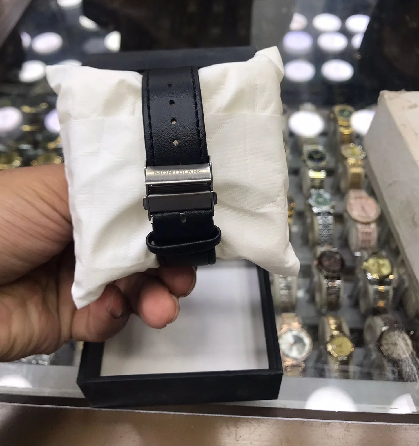 Luxury Leather Strap Men's Watch | Classic Black Dial Analog Wrist Watch