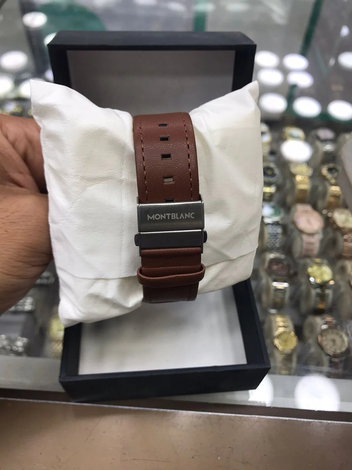 Luxury Leather Strap Men's Watch | Classic Black Dial Analog Wrist Watch
